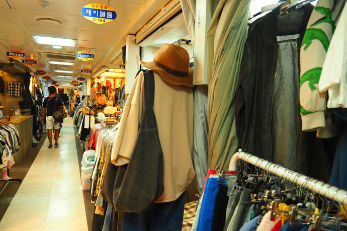 以色列频繁轰炸叙利亚境内伊朗武士基地 伊朗为何无动于衷?-星空体育官网(图2) 星空官网登录