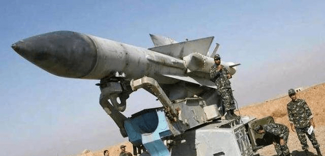 以色列频繁轰炸叙利亚境内伊朗武士基地 伊朗为何无动于衷?-星空体育官网(图8)
以色列频繁轰炸叙利亚境内伊朗武士基地 伊朗为何无动于衷?-星空体育官网(图8)