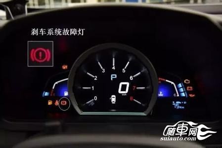 星空体育官网-健安社区：四老义务磨刀，志愿服务居民(图4)